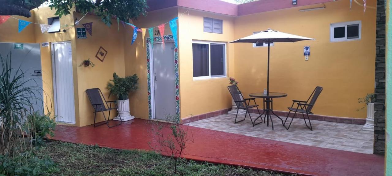 Отель Casa Atrapasuenos Вальядолид Экстерьер фото